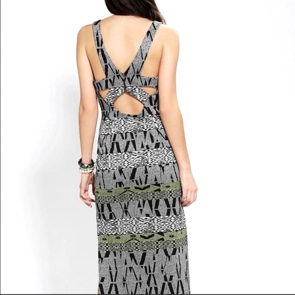 UO silence + noise slit dress - Picture 3 of 16